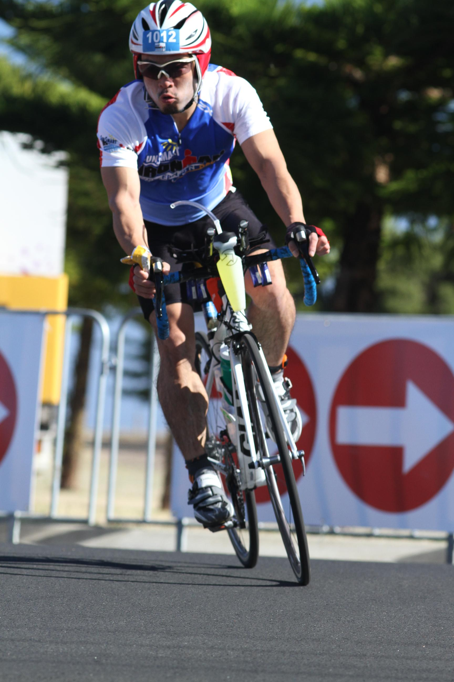 ピラティススタジオゼロ 代表：岡本啓 トライアスロン_a